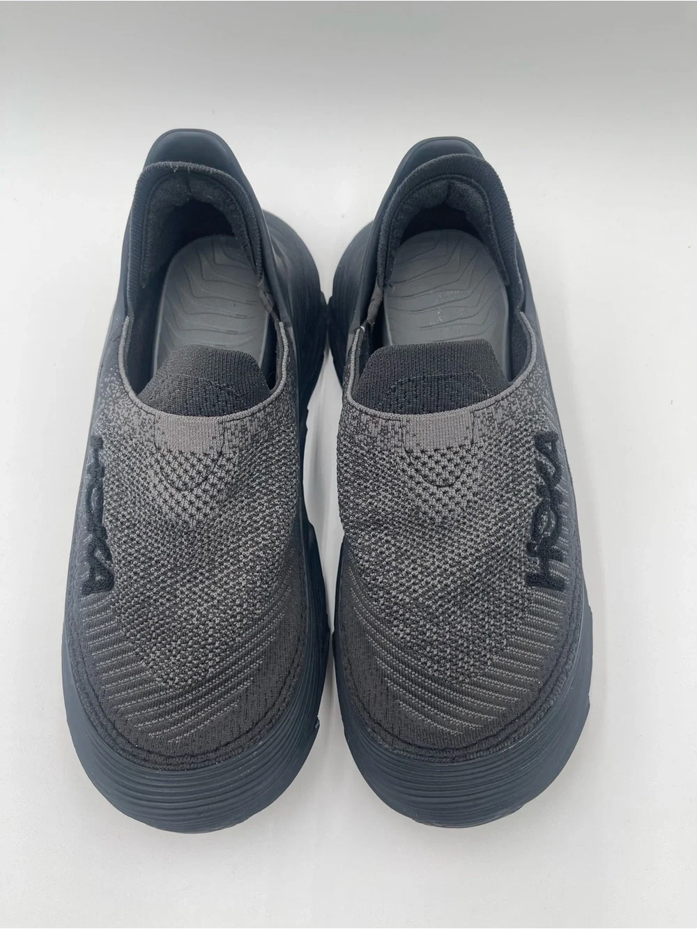 HOKA Restore TC Mens 10 Women 11 Black/Black Walking Shoes Comfort Athletic